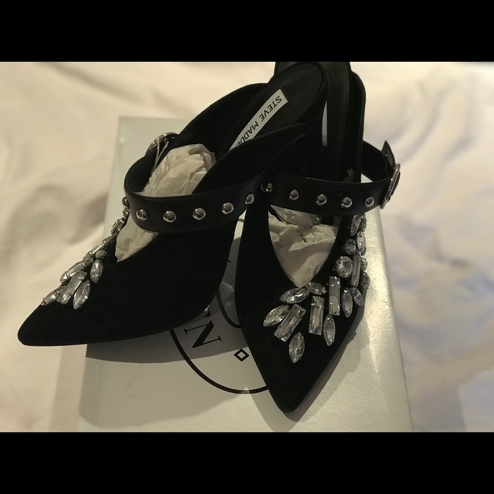 Shoes - Picture 2 of 3